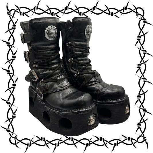 Vintage 90s New Rock neptuno platform boots size 37