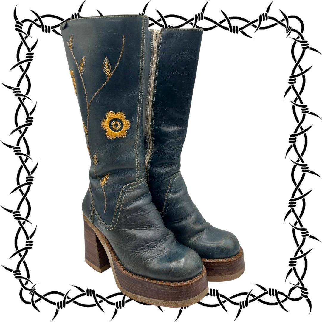 Beautiful vintage 90s Destroy knee high flower block platform boots size 37