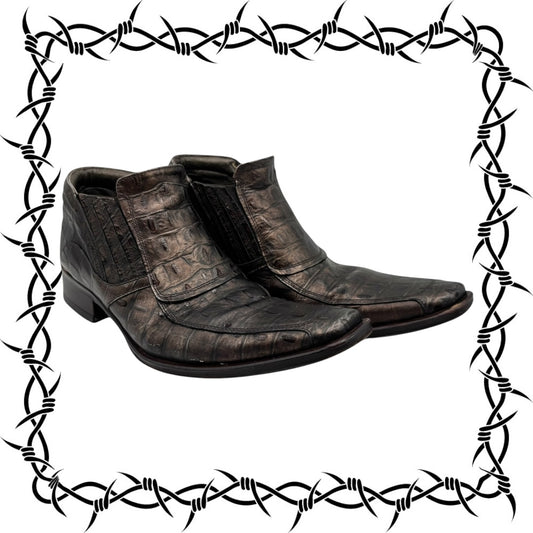 Beautiful vintage New Rock bronze colored leather cowboy boots size 41